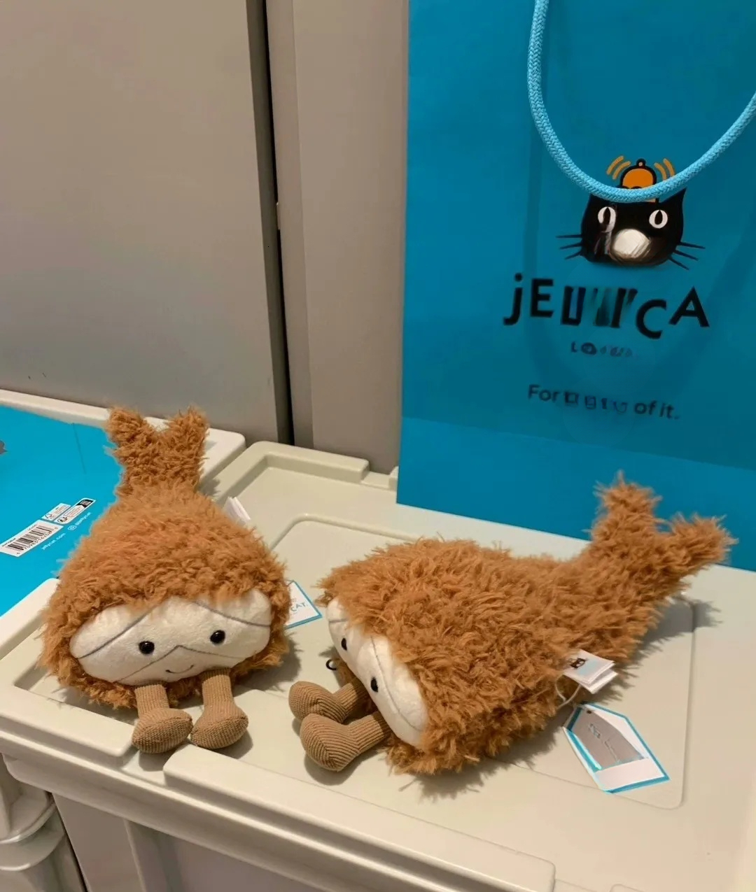2026 Dolls Jelly cat 2 and Plush Children's plush toys Chips Soft Toy London Limited Edition Lily Fish body pillow Soothing the Doll Gifts AAA