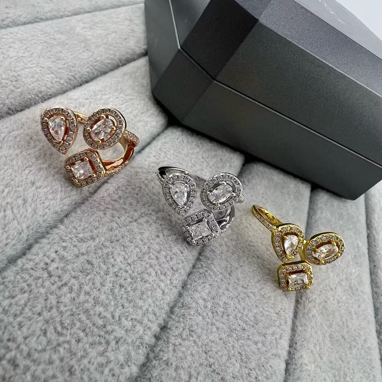 Designer Messikaas Meijia V Gold Open Ring For Women Water Drop Sugar Cube Three Diamonds Irregular Fashion Light Luxury Simple Rose