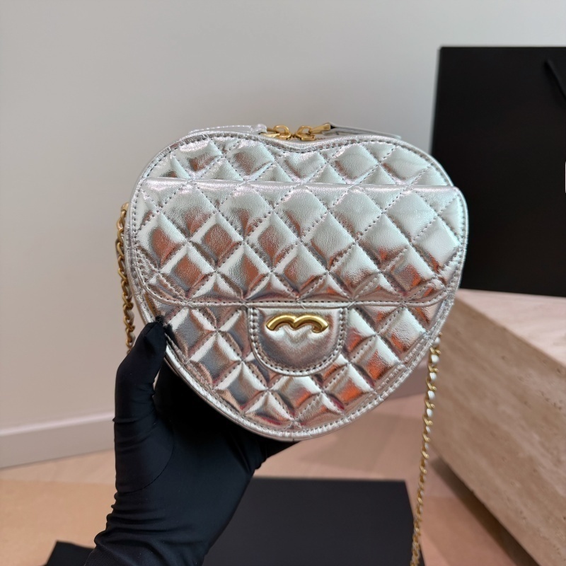 Designer Series Badge CF Love bag Shoulder Bag Genuine Leather Chain Bag Women Luxury fashion brand Handbags WOC Style Crossbody womens Love Bag Pur