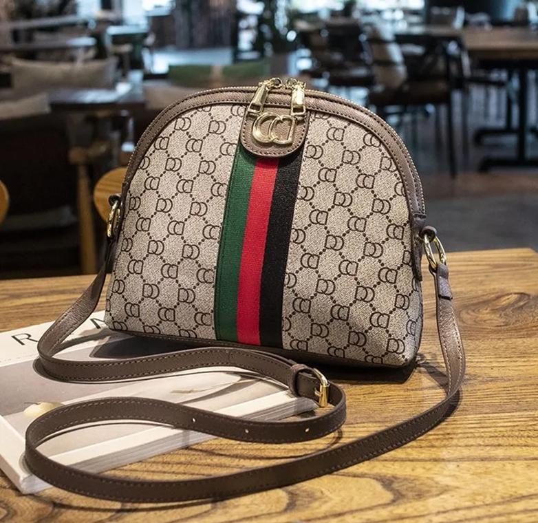 New Men Women Luxury Designer Shoulder Bags Women Shell Bag Canvas Leather Handbags Ladies Tote Womens Purse Messenger Bags 10A