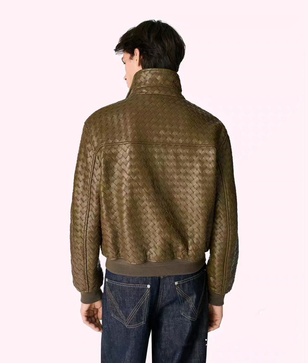 2026 winter Top Designer Woven Leather Bomber Jacket Unisex Luxury Hand Weave Stand Collar Zipper Outerwear Fashion Streetwear Coat
