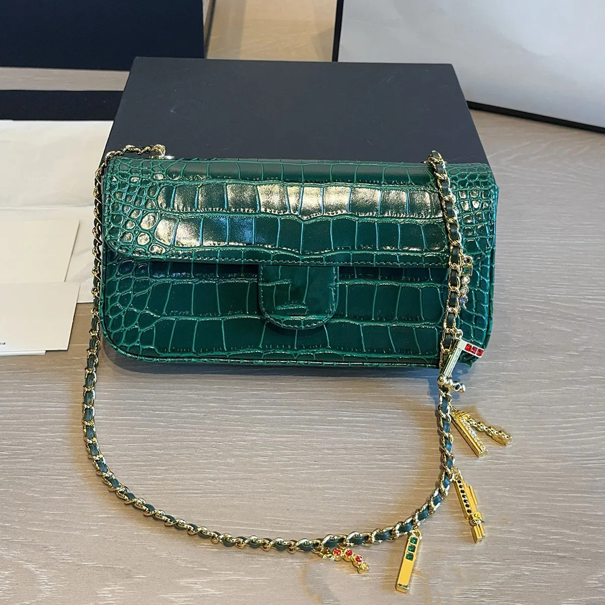 New Designer Tote Bag for Women Turquoise Crocodile Embossed Leather Large Capacity Luxury Office Shoulder Bag womens Handbag