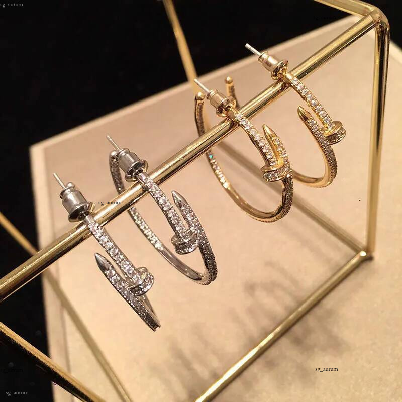 Créoles pour femmes Designer S925 Sterling Aiguille Inspirée Bijoux Pleine Incrustation De Zircone Cubique Or Argent Boucles D'oreilles De Mode P