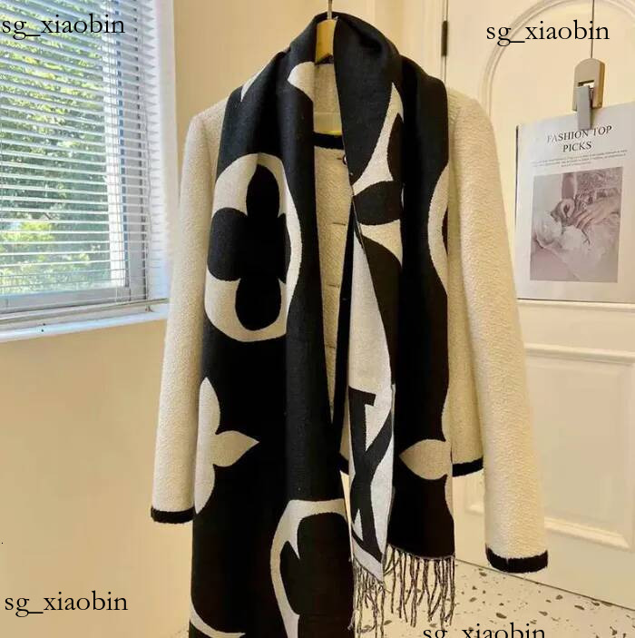 Designer classique à carreaux épais cachemire mode occidentale gland châle hommes et femmes hiver chaud écharpe 9Bbf chaud