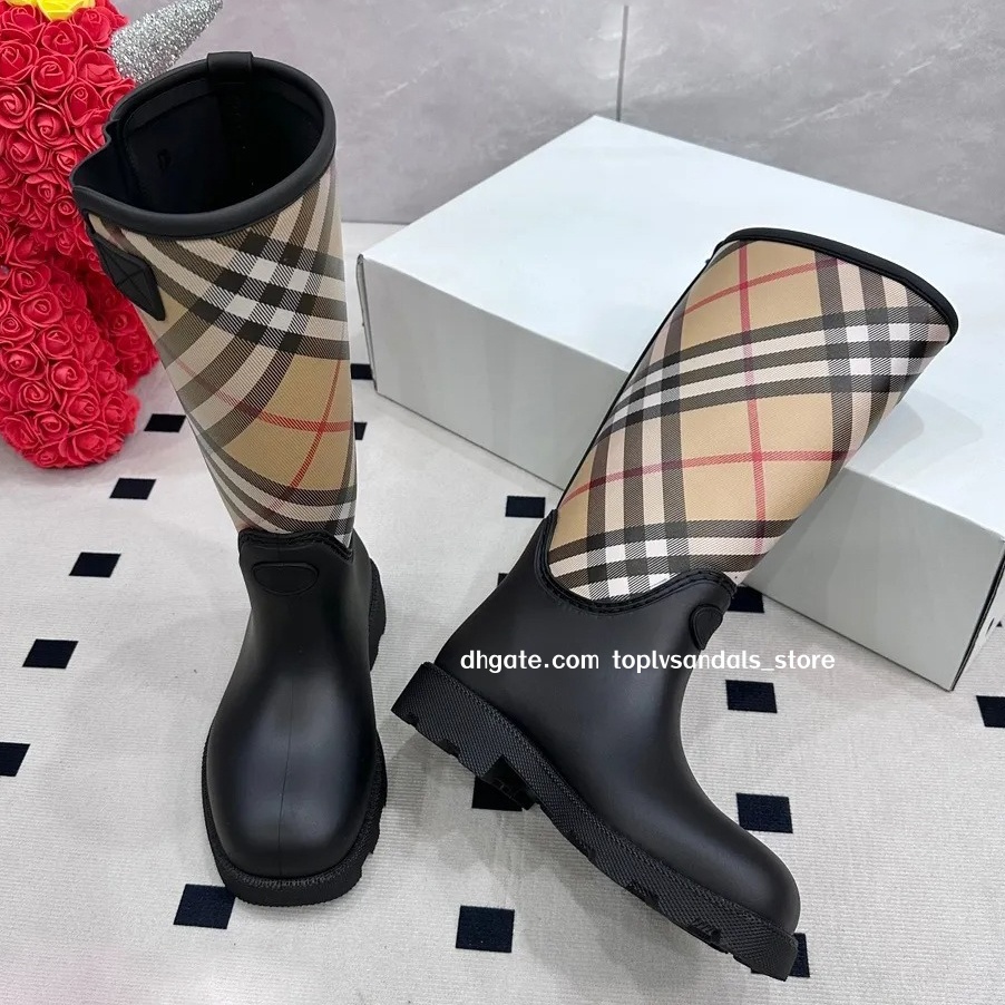 Top quality classic boots Women Fashion Rain Boots Waterproof Non-slip Rubber Ankle Boots Trendy Solid Color Casual Outdoor Rain Shoes for Ladies