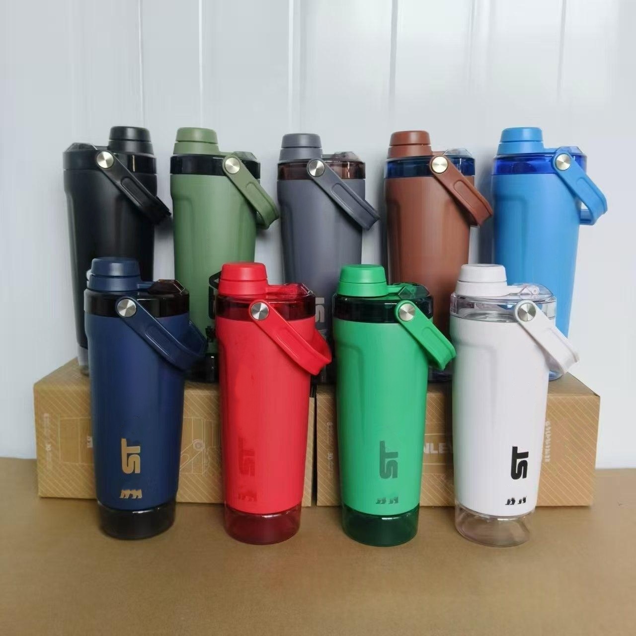 304 Stainless Steel Shaker Bottle 20oz Vacuum Insulated Thermos Carry Handle American Fitness Gym Sports Water Cup