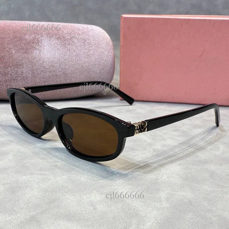 Designer Mm Sunglasses Men Women Classic Muii Brown Tortoise Oval Beach Shading UV Protection Miule Miule Glasses Fashion Metal Plank Cat Eye Muilie