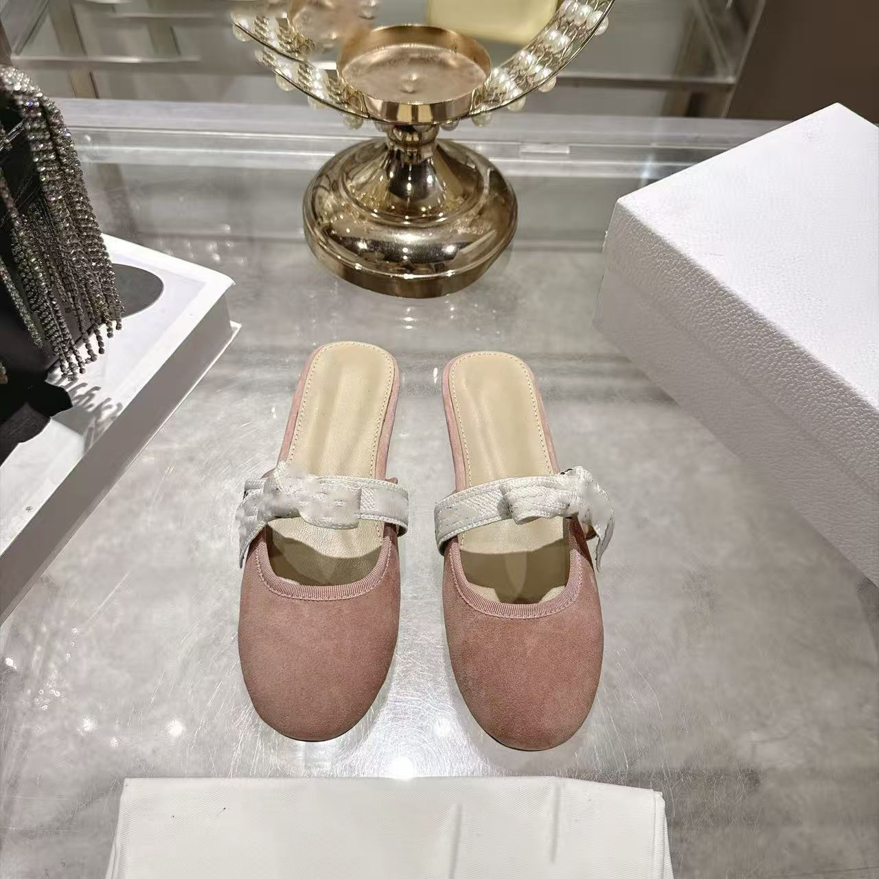10A top-quality designer style, high-quality elegant women's shoes, perfect for daily commuting, professional look, elegant style, vintage vibe