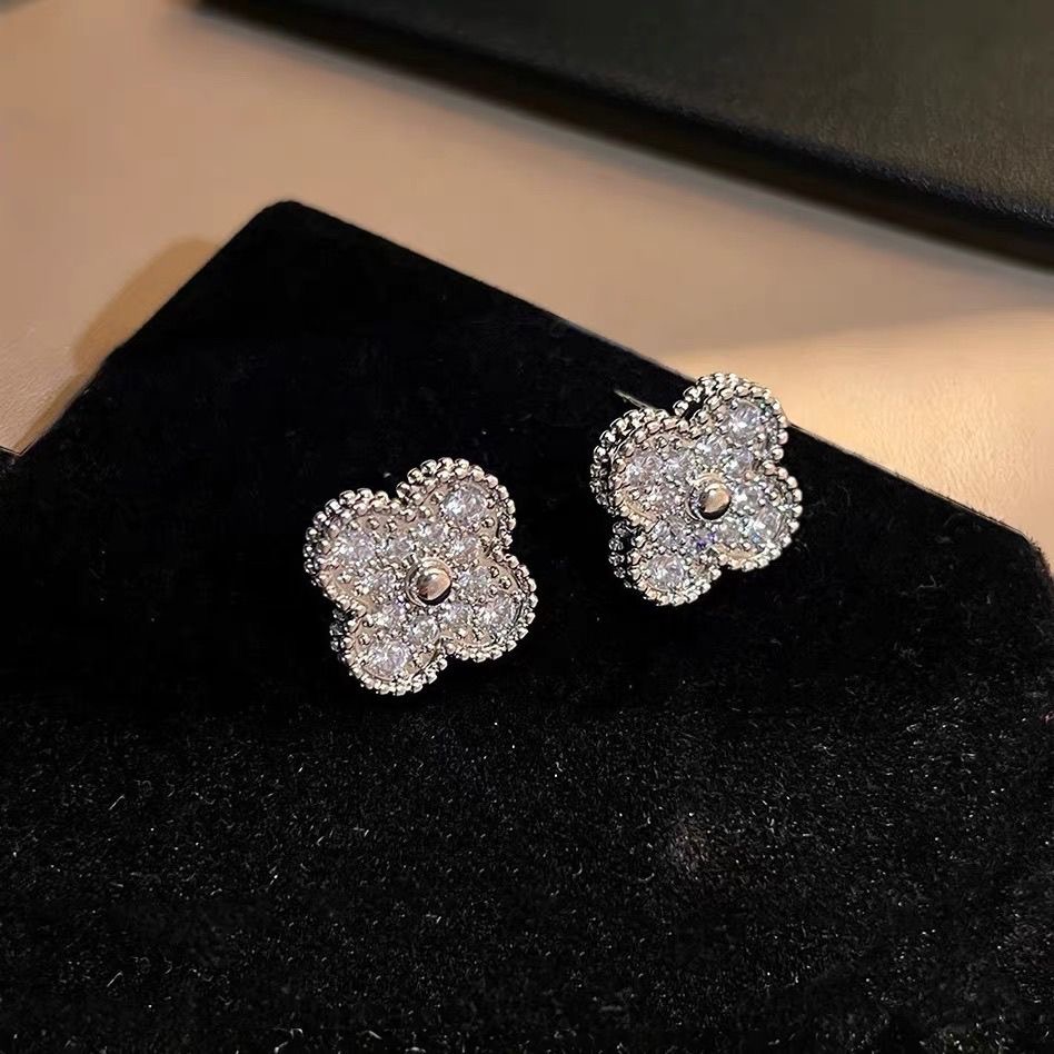 S925 silver Sparkling Full Paved Four Leaf Clover Studs, designer earrings Luxury Crystal Earrings designer for Women Daily Party Jewelry Gift