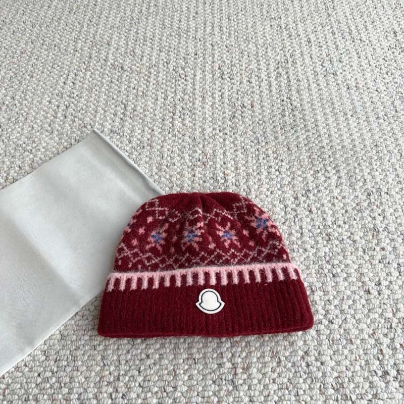 Luxury Knitted Beanie Hat Classic Embroidery Unisex Autumn Winter Cold-Weather Cap Versatile Casual Fashion Outfit stylish trendy
