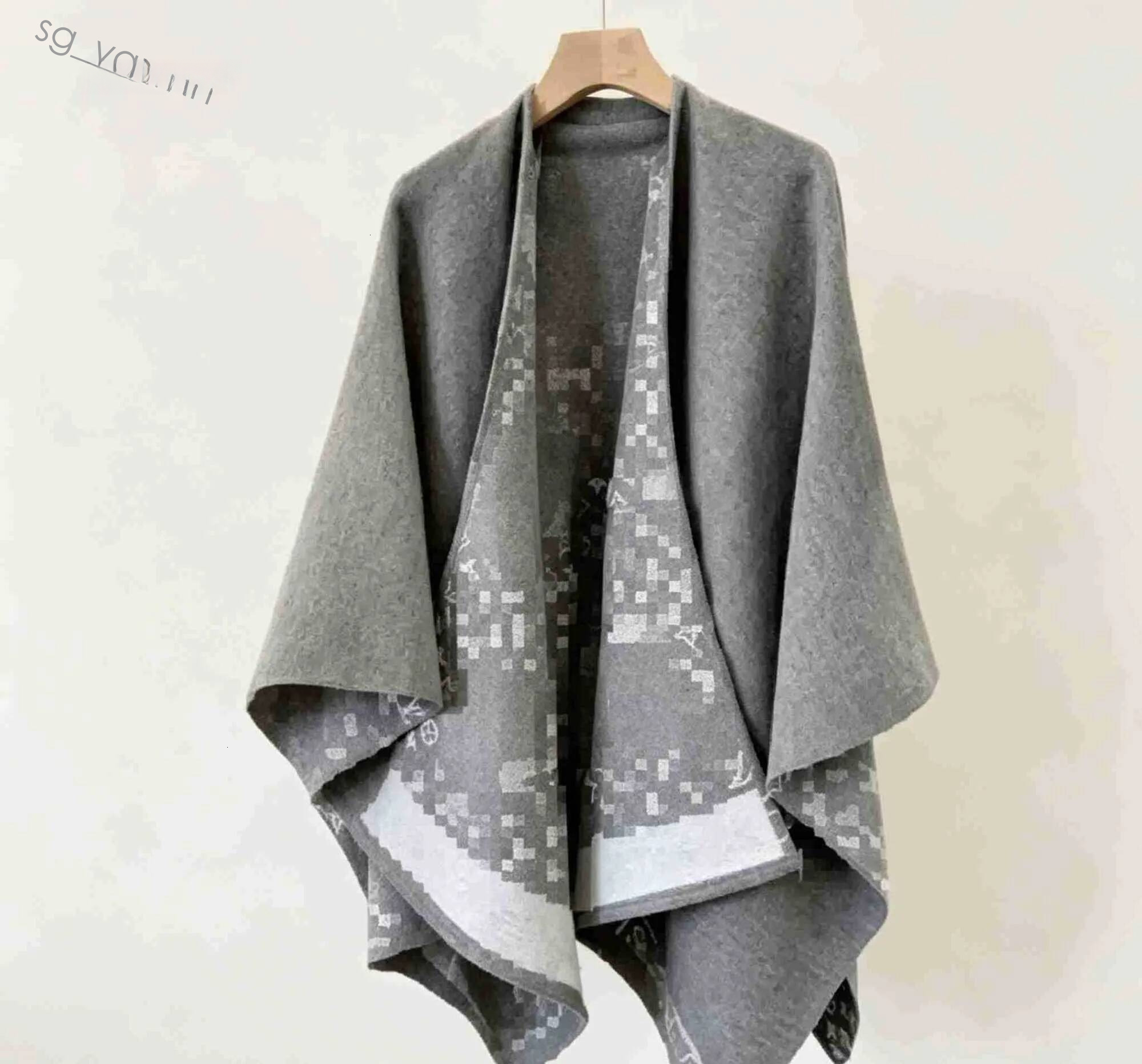 Reversible Faux Cashmere Cape Shawl Women Monogram Print Double Sided Warm Poncho Wrap Fashion Loose Open Front Outerwear for Autumn Winter Hot