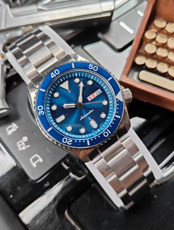 New SEIKOity men's all steel automatic mechanical diving watch, 42mm bezel sports watch, luminous hour markers, week calendar display, 20atm wa