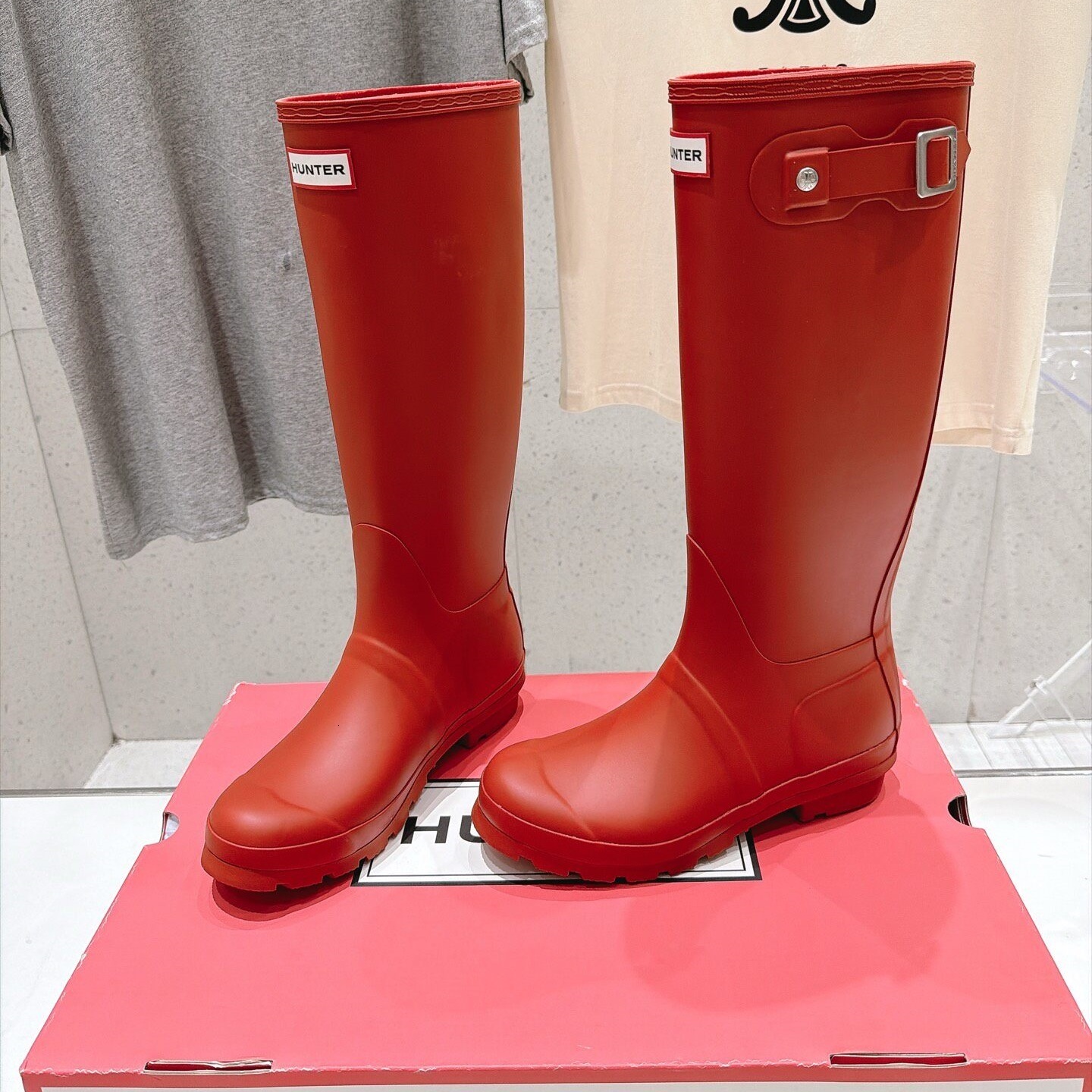 Rubber Designer Luxury Shoe Ladies Rain Boot Tall Waterproof Outdoor Garden Workwear Festival Walking Autumn Classic Casual Travel Wellington Weathe