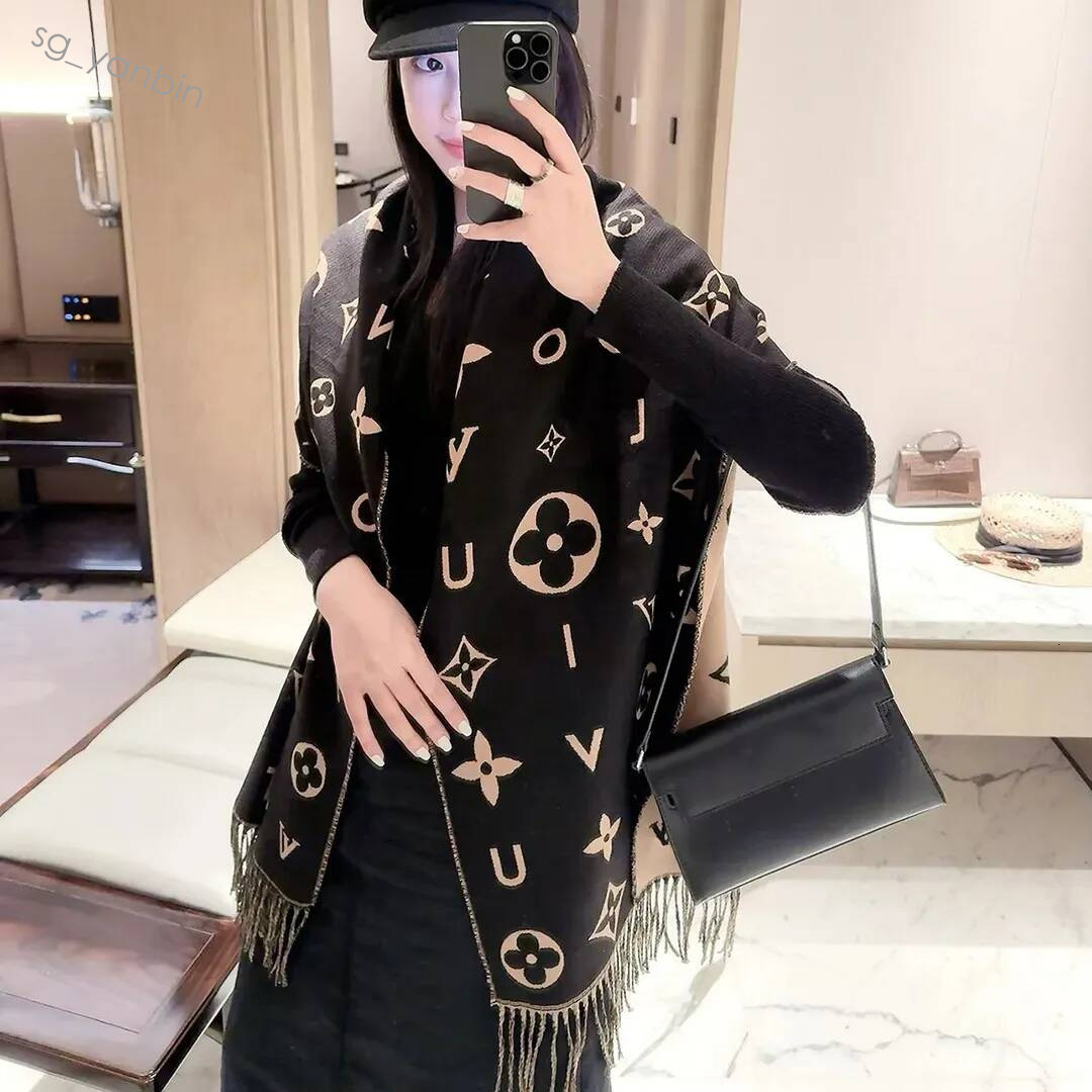 luxury for women Stylish cashmere flowers designer letter printed Soft touch warm wraps winter scarf Christmas gift nice Hot