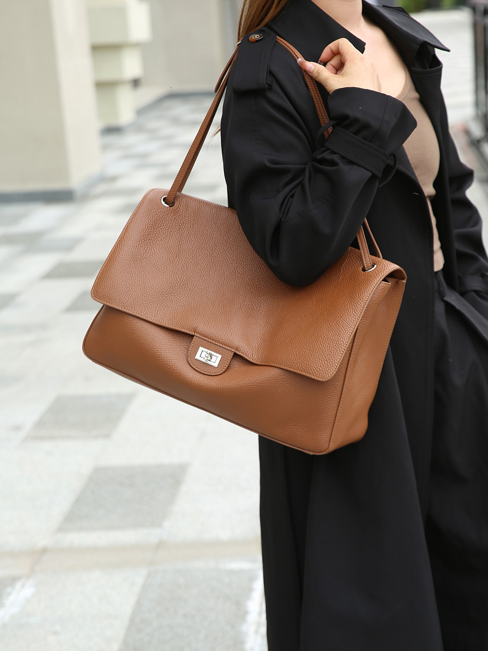 26S 2026 New Model High-End Elegant Shoulder Underarm Genuine Leather Women's Large Maxi Flap Bag Handbag Shoulder Bag Fashion Underarm Bag