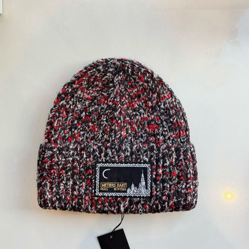 Classic beanie hat fashion designer pom poms classic twill knit hat letter embroidery luxury Italian brand wool hat autumn and winter quality plush