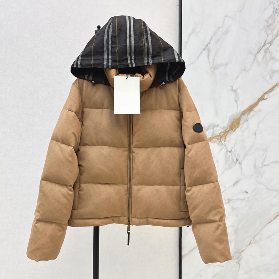 Designer Down Jacket Vest Classic Women Jacket White Duck Down Jacket Lamb Fur Coat with Fleece Lining Down Vest Polar Fleece Vest with Classic S