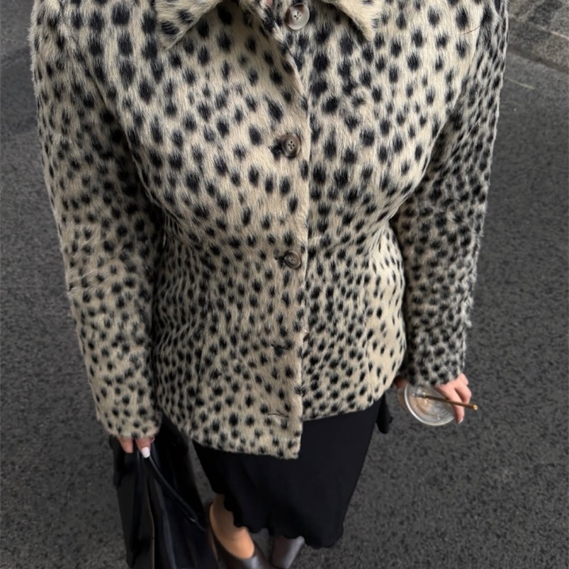Fashion Leopard Printed Faux Fur Womens Coats Slim Lapel Single Breasted Full Sleeve Coat 2026 Autumn Winter Lady Warm Jacket 260914