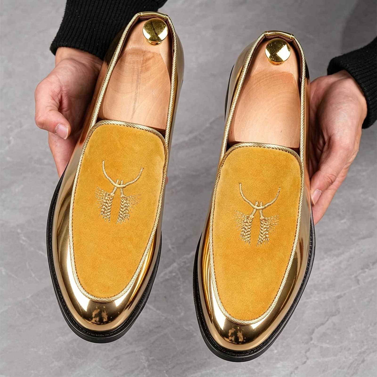 on Faux Suede Slip Loafers Men's Soft Leather Wedding Formal Dress Shoes Embroidery Casual Driving Mocassin Homme H260915