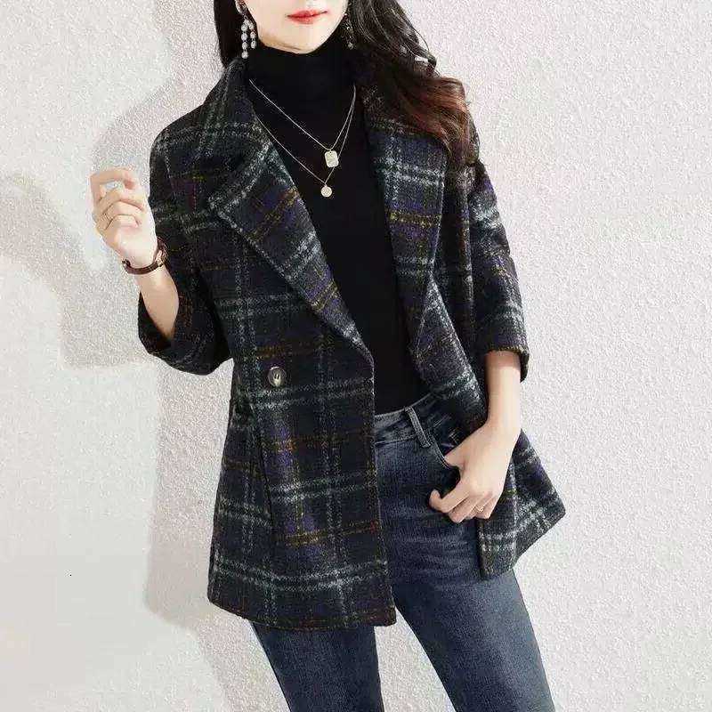 Twd Jacket Coats for Women Outerwears Over Wool Blend Plaid Clothes Warm Dress Long Check Blazer Wo S260915MQAR