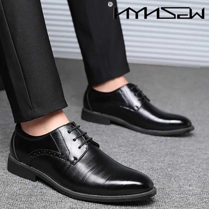 Men Italy Style Breathable Designer Leather Shoes Soft Sole Spring Autumn Groomsmen Party Dress Men Business Formal Casual Shoes H260915