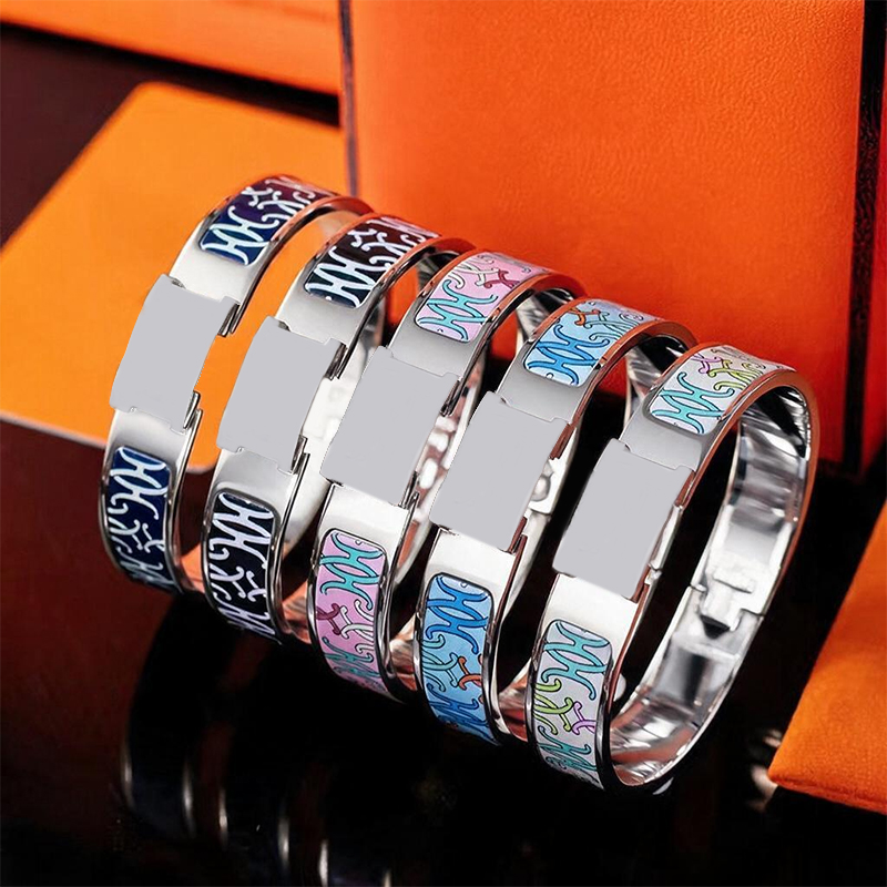 Brand H Bracelet Exquisite Pattern Silver Luxury Jewelry Multiple High Quality Stainless Steel Designer Bracelets