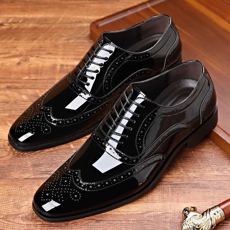 Trendy Mens Dress Shoes New Patent Leather Oxfords Handmade Wedding Party Banquet Dress Carving Craft Adult Shoe Design H260915