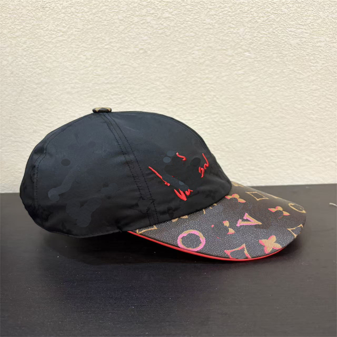2025 High quality wholesale designer hats New men's Ball Caps Fashion women's Hats trend casual baseball caps High quality sunhats Sunhats