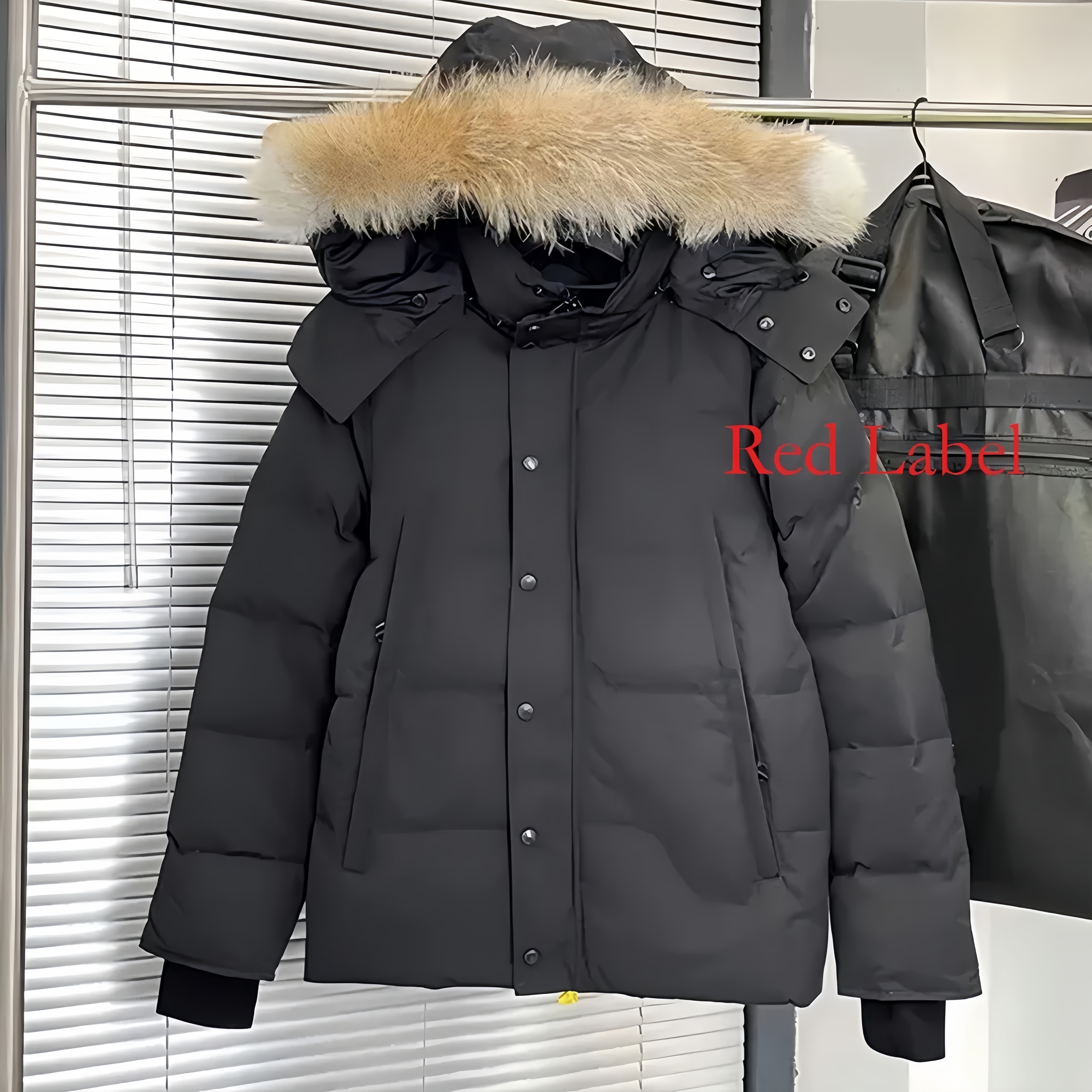 Mens Winter Jacket Doudoune Jacket Wyndham Parka Homme Warm Outerwear Wolf Fur Hooded Fourrure Manteau Jacket Coat Hiver Black Badge Jacket