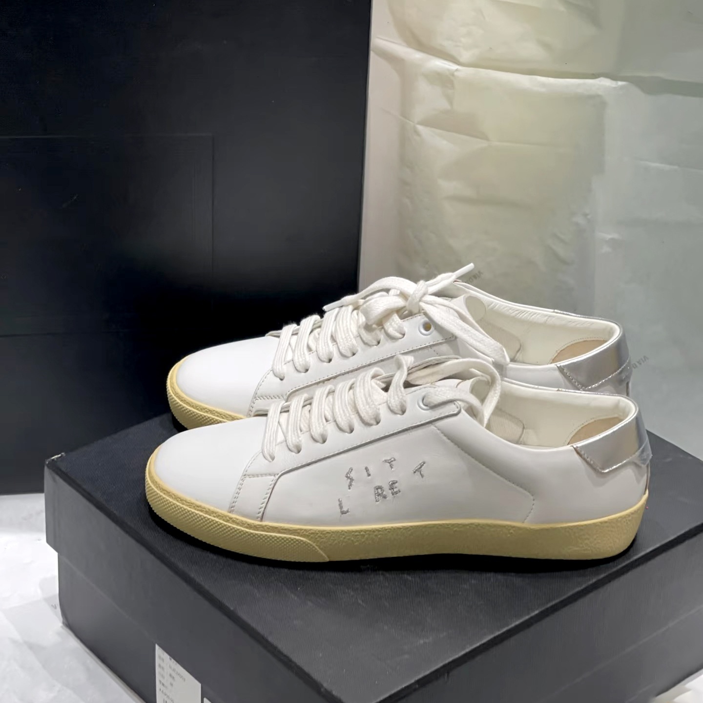 Designer loafers golf Outdoor basketball Top quality Embroidery low trainer New luxury Fashion walk star tennis shoes men Flat Sneaker Lace up casua