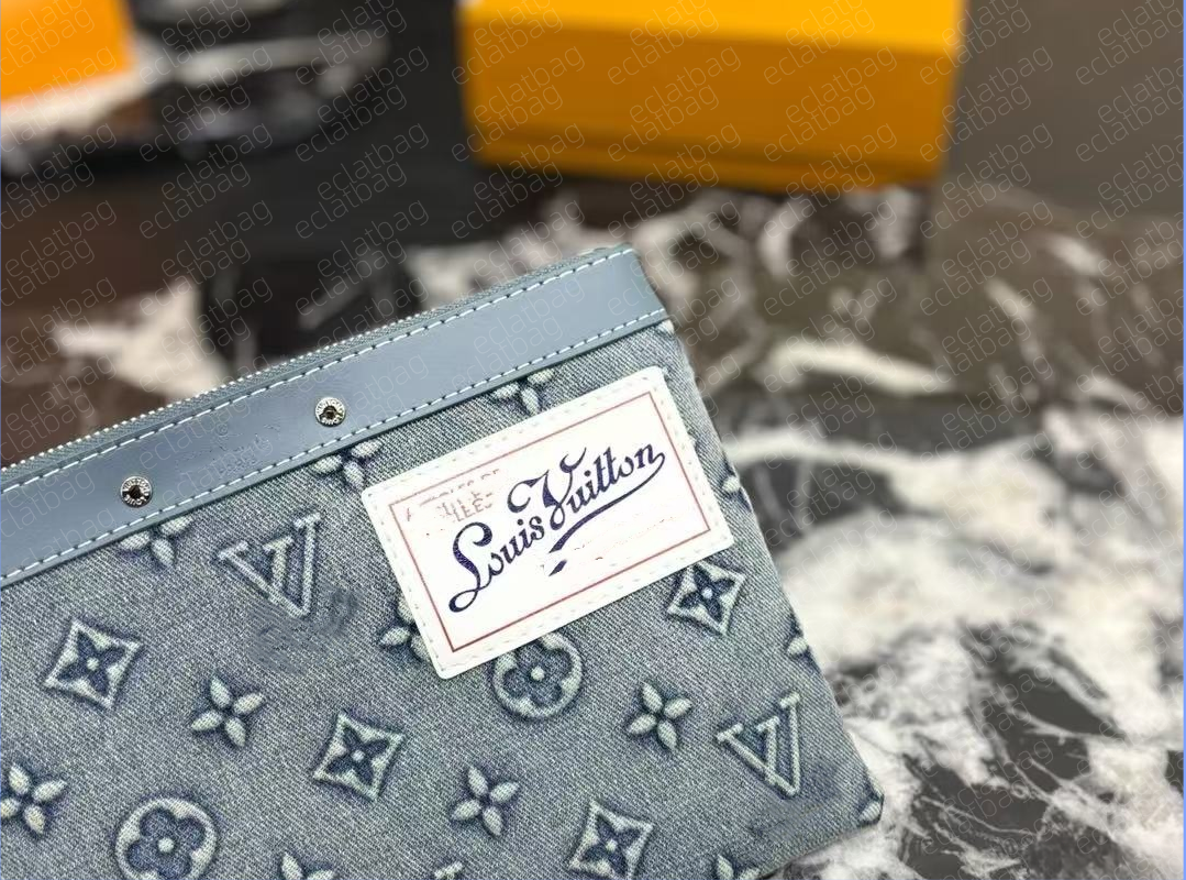 Designer bag - Elegant and stylish men's and women's handbag made of denim. Fashionable, grand, and simple, with a high-end touch.