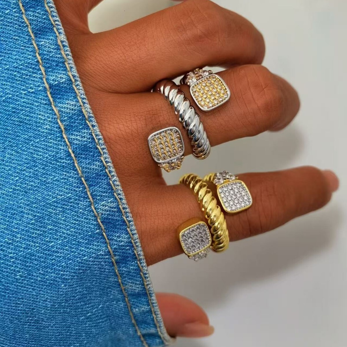 Luxurious Designer High-end Style Zircon Square Opening Bracelet. Gold-white Dual-color Twisted Pattern Hand Ring. Light Luxury, Niche Desig, Hundre