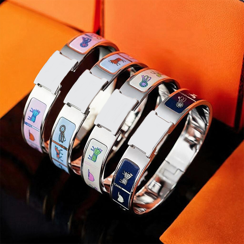 Bracelet H de styliste pour femmes, lettre classique, breloque en argent, pour usage quotidien sur le lieu de travail, bijoux de luxe