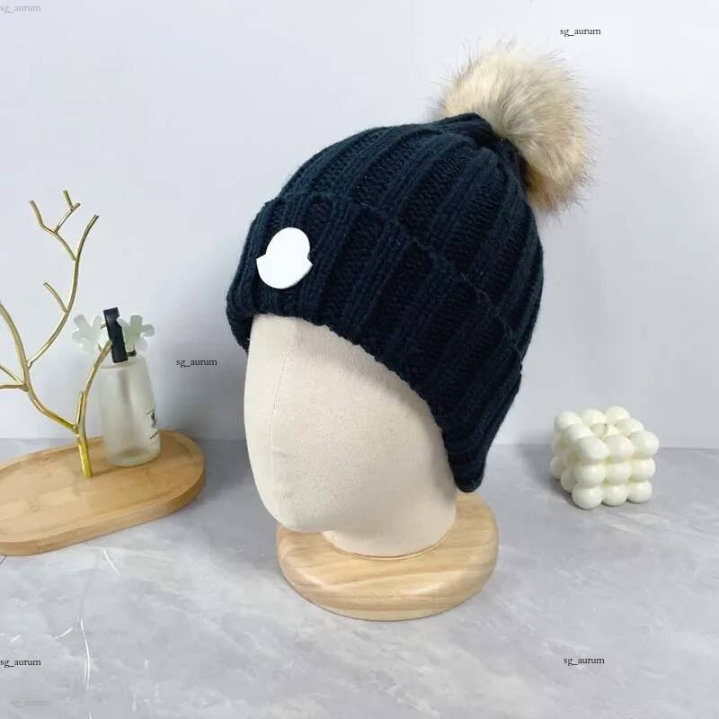 Bonnet Designer Laine d'hiver en plein air chaud hommes lettre mode rue tricoté chapeau multi couleur style