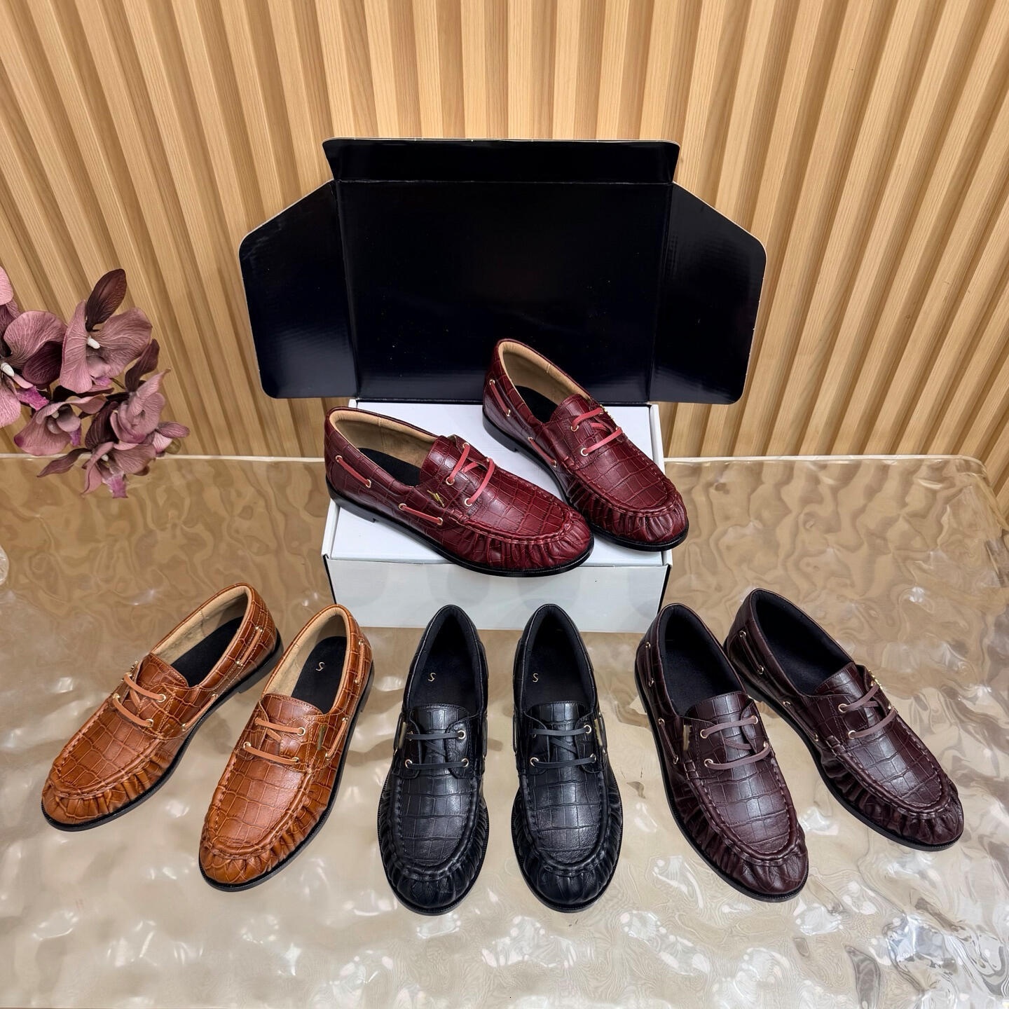 Party dress shoe slip ons luxurys Vintage loafers men women low Flat casual Sneaker Suede Designer Croc Embossed Leather golf moccasin Outdoor tenni
