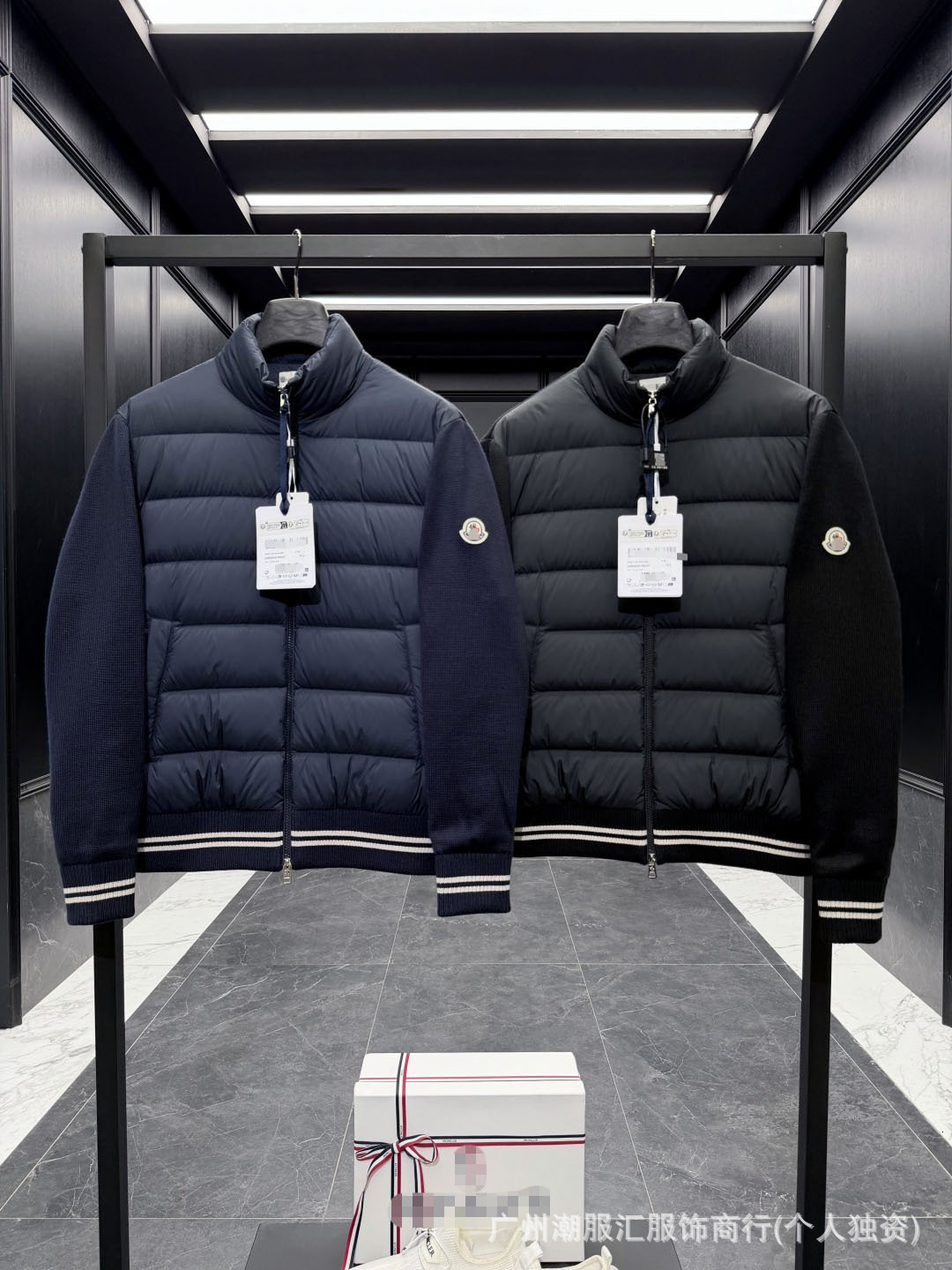 Light luxury M brand patchwork knit-sleeve down jacket for men, featuring stand-up collar, zipper, striped hem, and casual, warm design a new arriva