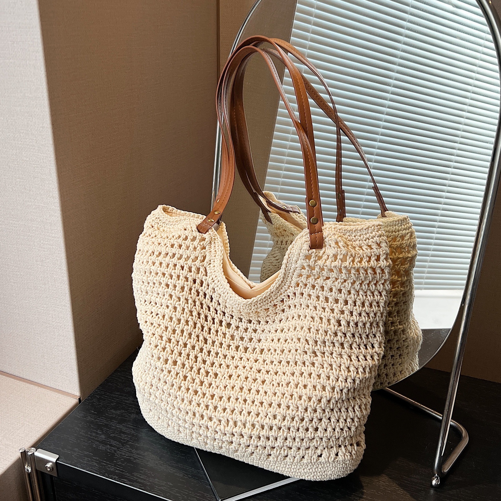 New Large Capacity Lazy Style Woven for Women Versatile Literary Shoulder Beach Cotton Rope Commuter Tote Bag