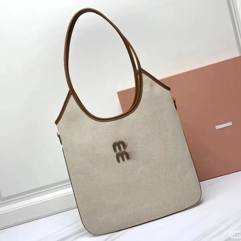 Designer Muilies Bag Tote Mieumieubag Large Capacity Luxury Shopping Suitable For Commuting Versatile Canvas Crossbody Shoulder Bag Kids Handbag
