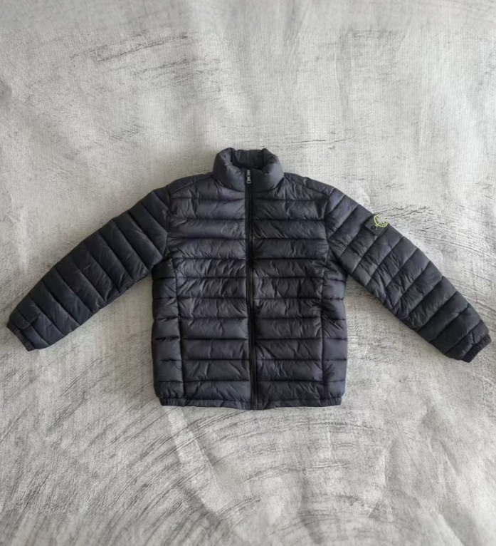 Stone men's designer jacket, trendy brand design badge, long sleeved down cotton jacket, fashionable men's and women's designer down