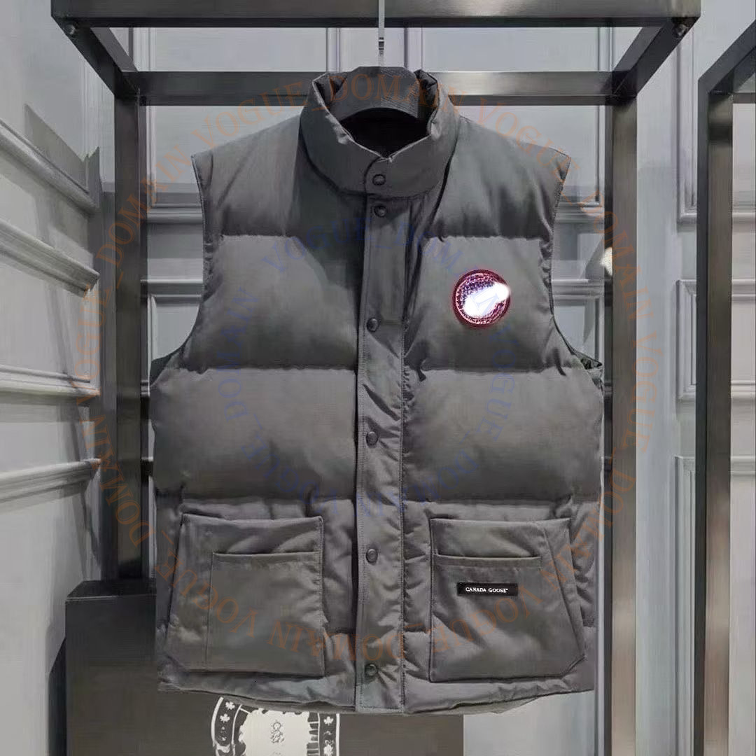 Designer Fashion Men Women CG Jacket Downsuit Youth Street Super Cool Big Pocket Warm Fashion Daily Wear Downsuit 2026 New 7a7