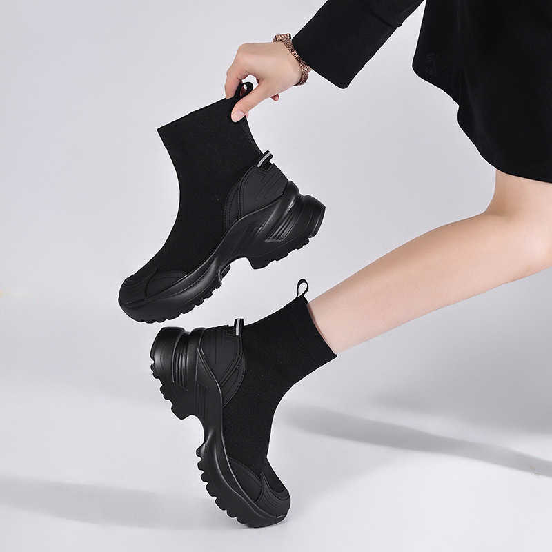 Boots 2025 Autumn/Winter New Women's Thick soled Short Boots Women's Skinny Boots Elastic Socks Boots D260916