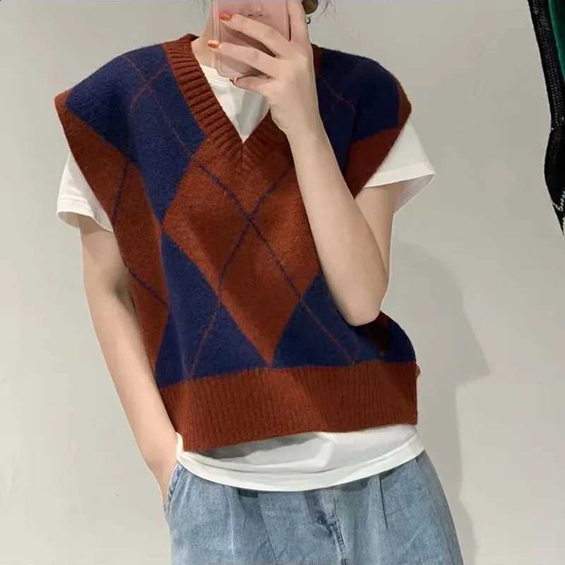 Vest Korean Sweaters Sleeveless Cropped Woman Vintage Irregular Plaid Knitted Vests Top Female Fashion Loose Out Wear PulloversW260915