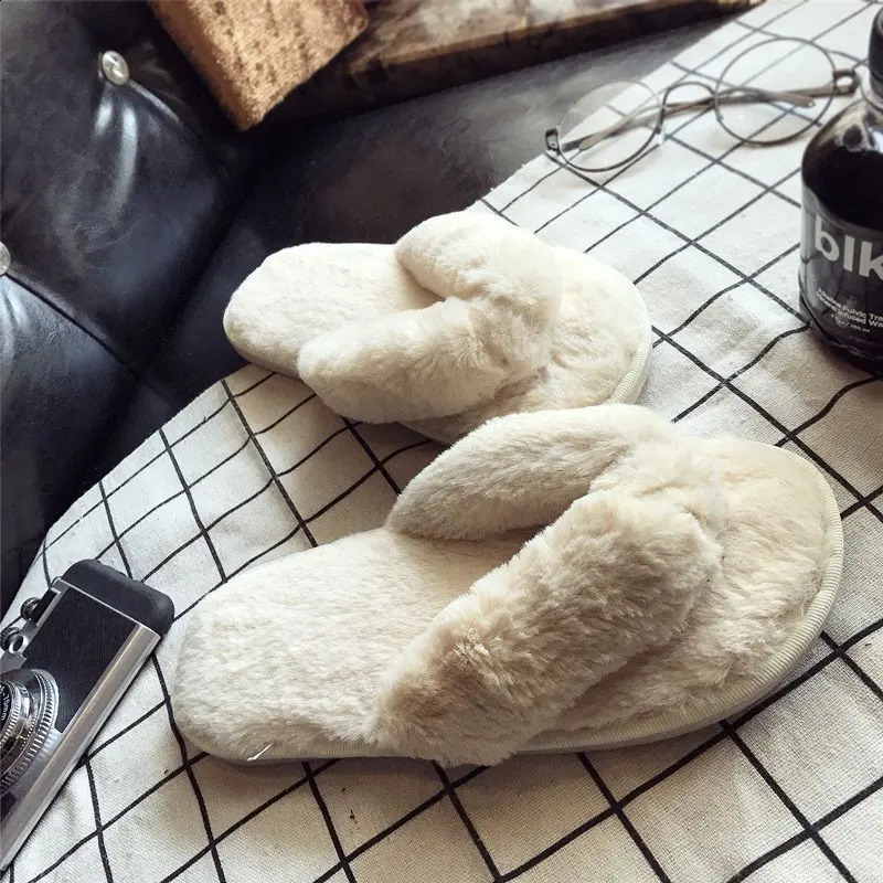 Cross Warm Fluffy Furry Slippers Women Lightweight Flat Heels Fur Slides Woman Autumn Winter Open Toe Non Slip Home Floor Shoes 260917