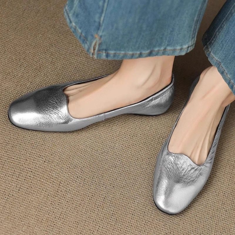 Women's Flats Shoes Fashion Soft Sole Loafers Casual Walking Shallow Sandals Comfort Trend Female Zapatos 260916