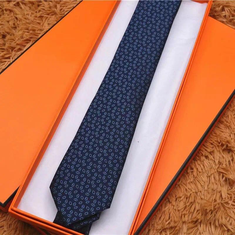 100% silk luxury tie Fashion jacquard yarn-dyed fish tie Classic brand logo ties Men's casual Neckcloth