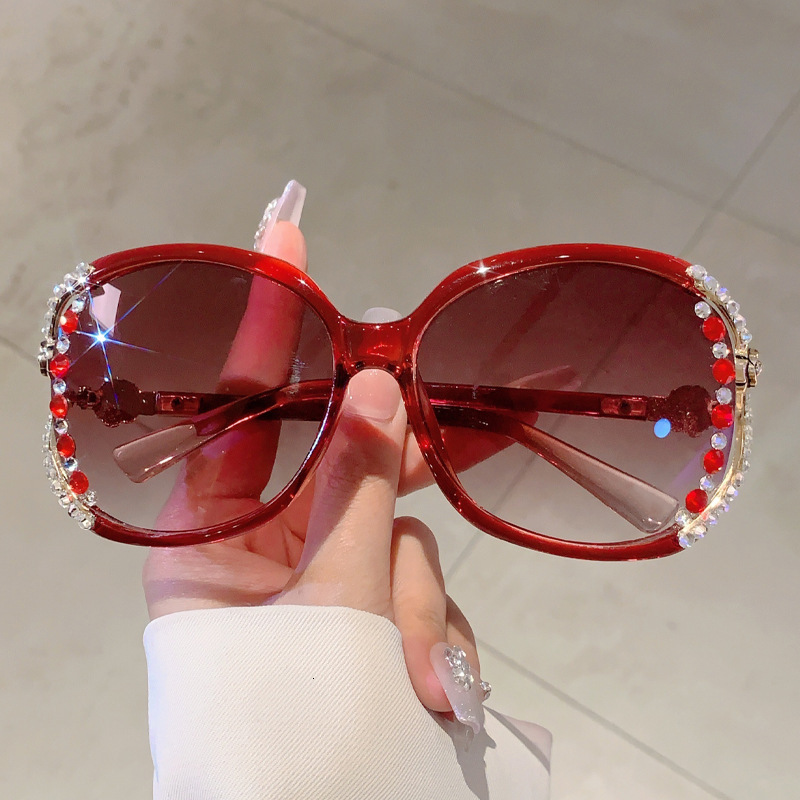 Vintage Round Sunglasses with Rhinestones Women Oversized Gradient Decor Shades Trendy Luxury Brand Design Sun Glasses J260916
