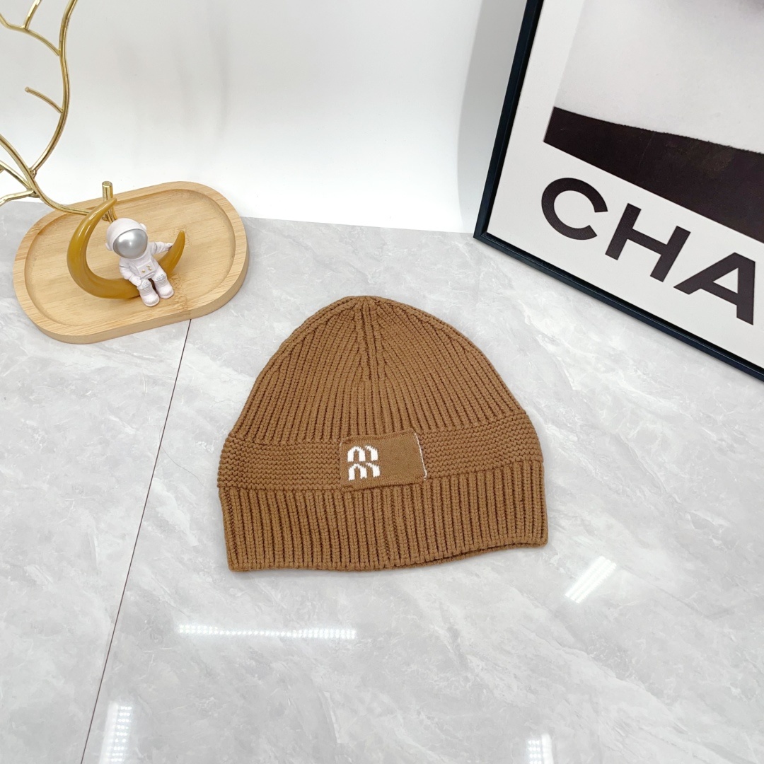 Winter knitted beanie designer hat fashionable bonnet dressy autumn hats for men skull outdoor womens mens hat travel skiing sport fashion cap whole
