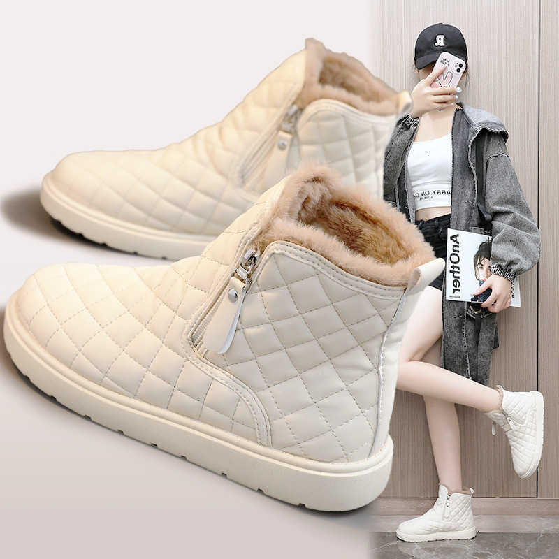 Short Boots 2025 Winter New Snow Boots with Mid Top Zipper and Velvet Shoes for Students Board Shoes for Women D260916
