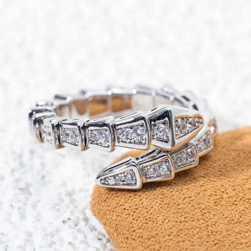 Rings Band s Ring Silver Plated Rings for Women Open Snake Pattern Rings Easy Deform Lady Bone Rings Full Diamond Top Level Wedding Gift Party S2609