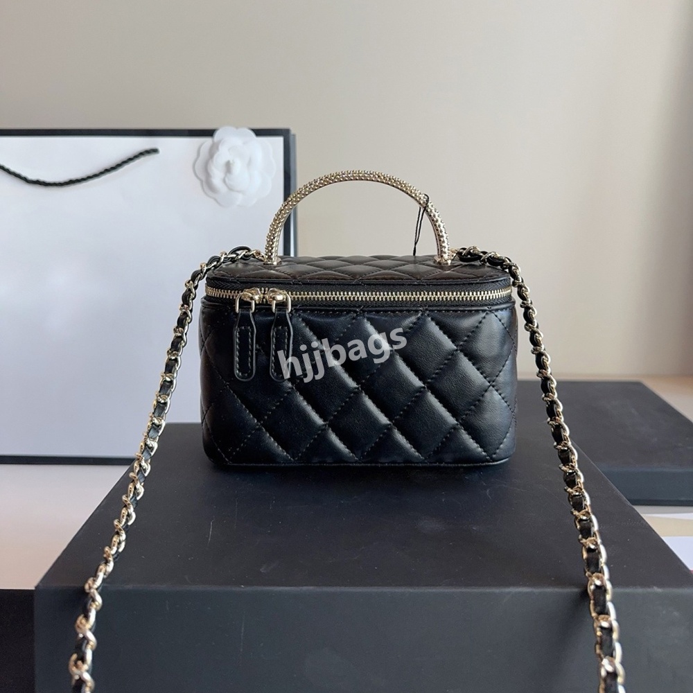 2026 Designers CC Women Makeup Bag c Handbags Cosmetic Bag fashion Classic Travel Crossbody Shoulder Leather Tote wallet Good quality ch Camera bag